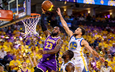 NBA季后赛湖人队与勇士队比赛精彩瞬间